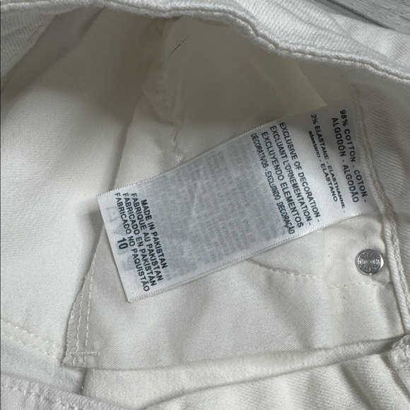 Women’s white Denizen from Levi’s Modern crop white jeans size 10 - Picture 3 of 8
